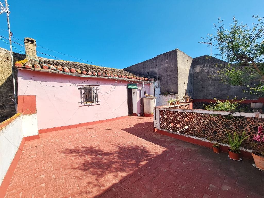 4 soveværelse Byhus til salg i Benidoleig - € 159.000 (Ref: 8989987)