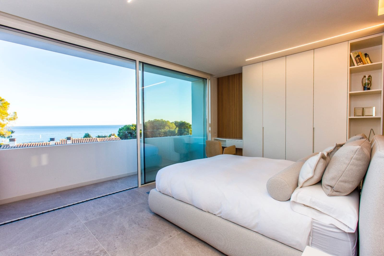 4 slaapkamer Villa te koop in Benissa met zwembad garage - € 2.595.000 (Ref: 9009939)