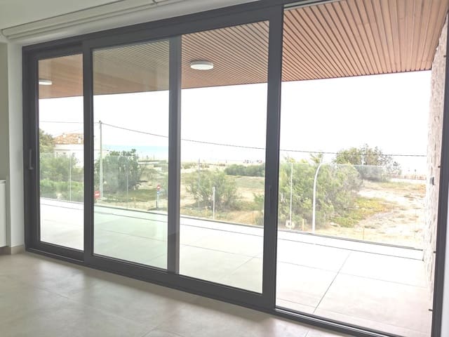 Apartamento de 3 habitaciones en Dénia en venta - 650.000 € (Ref: 9016490)