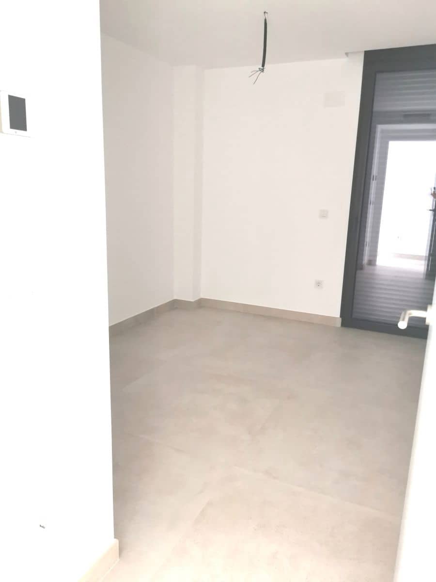 Apartamento de 3 habitaciones en Dénia en venta - 650.000 € (Ref: 9016490)