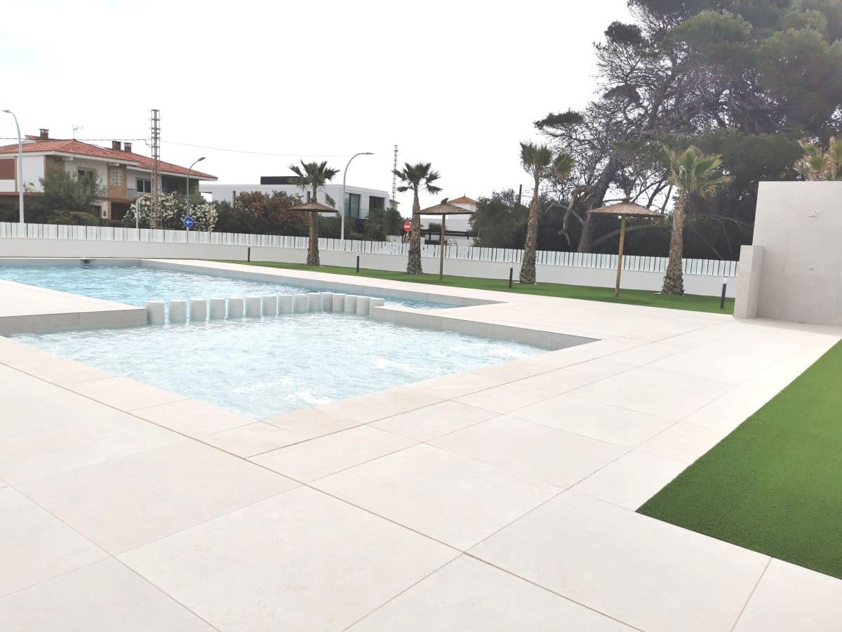 Apartamento de 3 habitaciones en Dénia en venta - 650.000 € (Ref: 9016492)