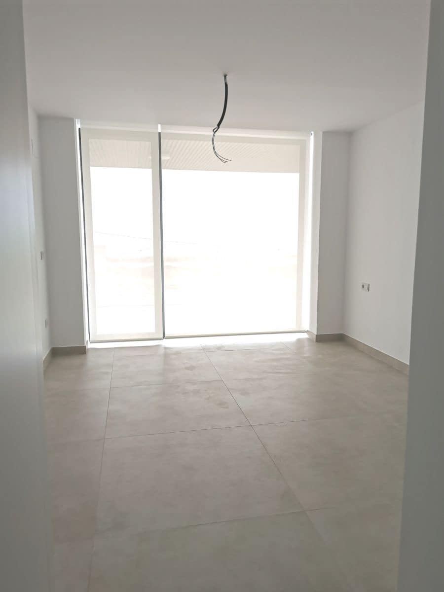 Apartamento de 3 habitaciones en Dénia en venta - 650.000 € (Ref: 9016492)