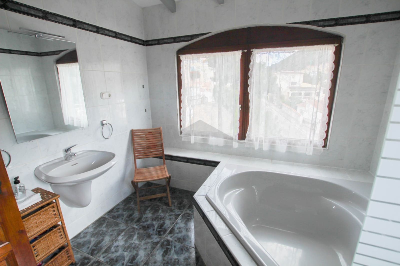 4 slaapkamer Villa te koop in Benitachell / Benitatxell met zwembad - € 525.000 (Ref: 9016507)