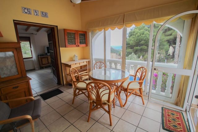 4 slaapkamer Villa te koop in Benitachell / Benitatxell met zwembad - € 525.000 (Ref: 9016507)