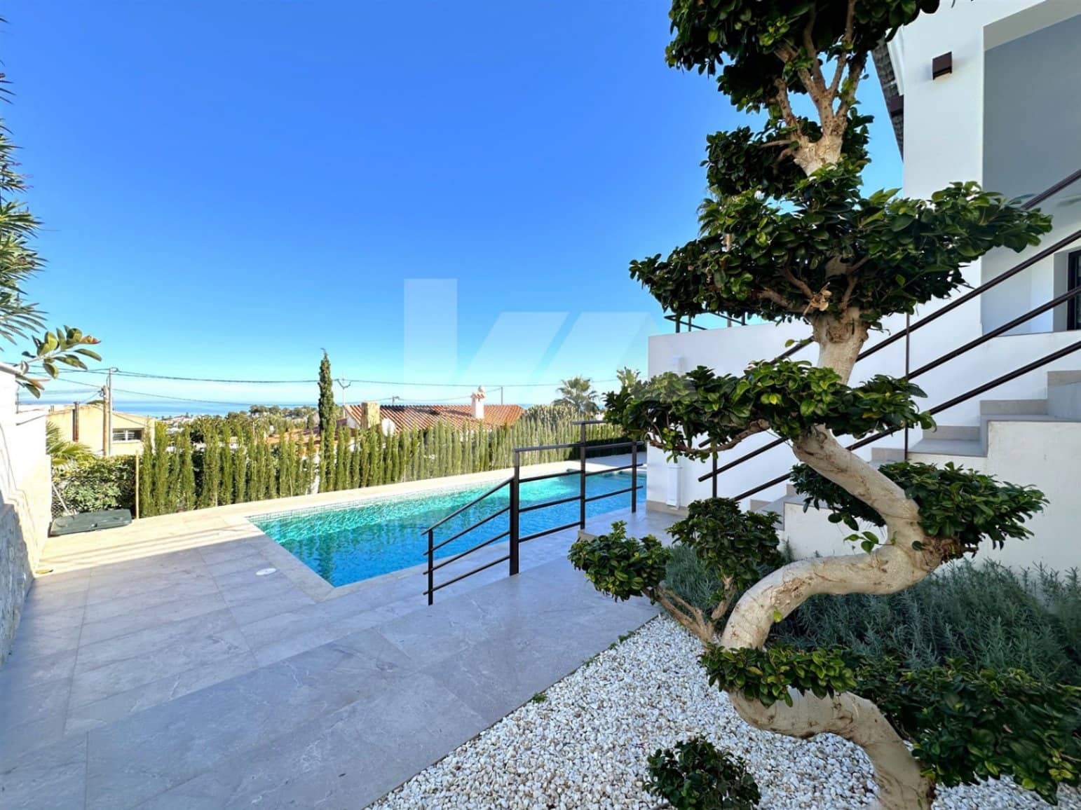 4 bedroom Villa for sale in Denia with pool garage - € 999,000 (Ref: 9016511)