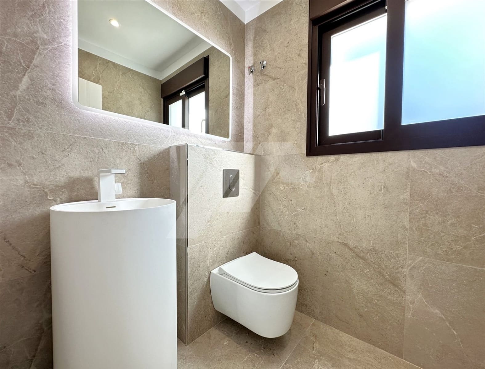 4 bedroom Villa for sale in Denia with pool garage - € 999,000 (Ref: 9016511)