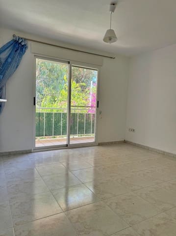 6 chambre Villa/Maison Semi-Mitoyenne à vendre à Albir, Alfaz del Pi / L'Alfàs del Pi avec piscine garage - 850 000 € (Ref: 9029132)