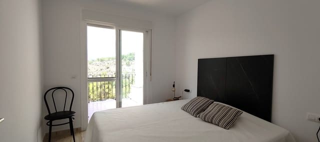 2 Zimmer Doppelhaus zu verkaufen in Calpe / Calp mit Pool Garage - 395.000 € (Ref: 9029133)