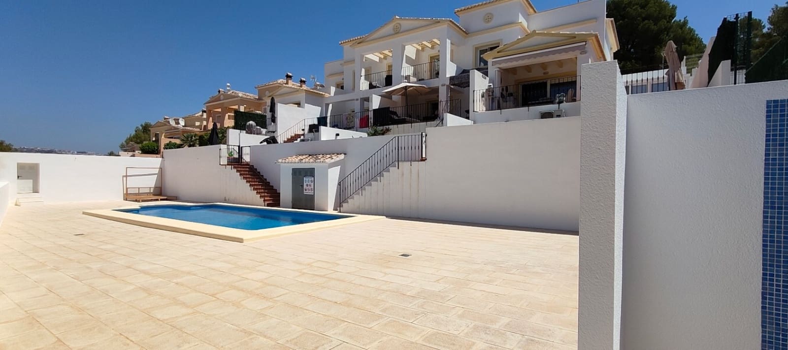 2 sypialnia Dom blizniak na sprzedaż w Calpe / Calp z basenem garażem - 395 000 € (Ref: 9029133)