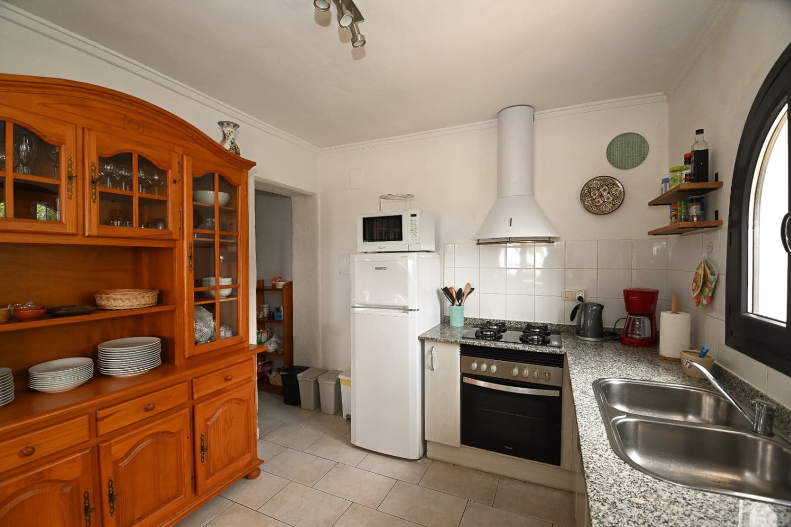 4 soveværelse Villa til salg i Montemar med swimmingpool garage - € 728.600 (Ref: 9065592)