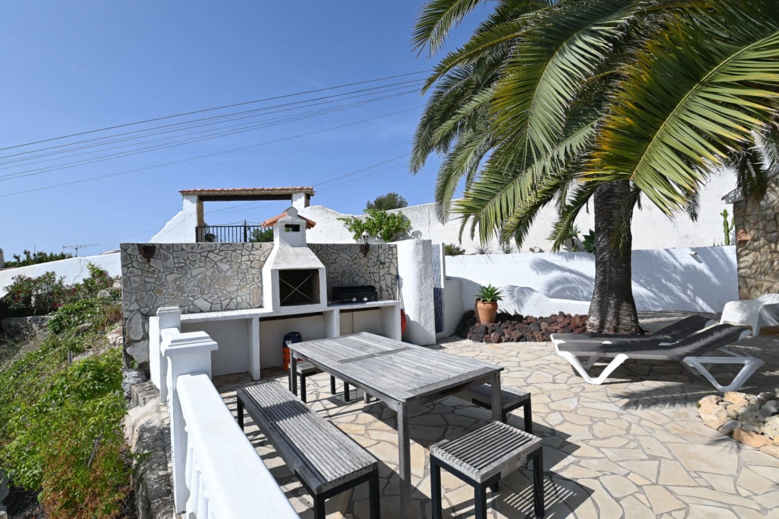 4 soveværelse Villa til salg i Montemar med swimmingpool garage - € 728.600 (Ref: 9065592)