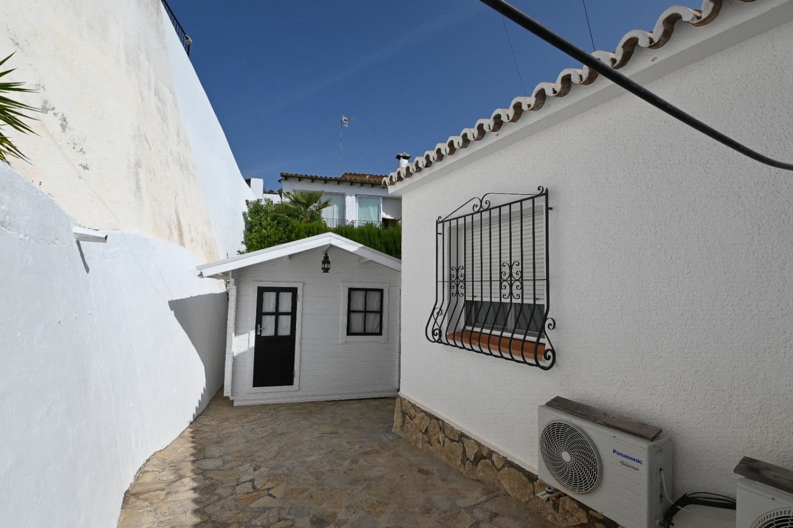 4 soveværelse Villa til salg i Montemar med swimmingpool garage - € 728.600 (Ref: 9065592)