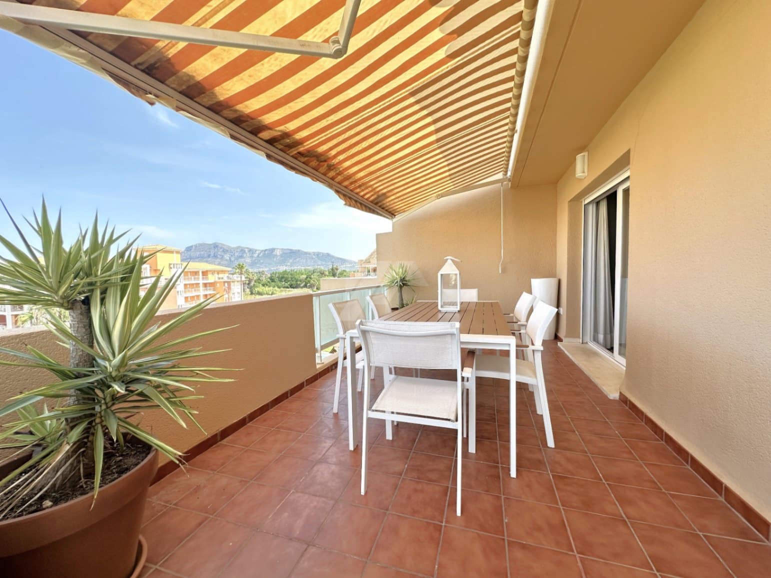 3 sovrum Lägenhet till salu i Denia med pool garage - 384 000 € (Ref: 9103653)