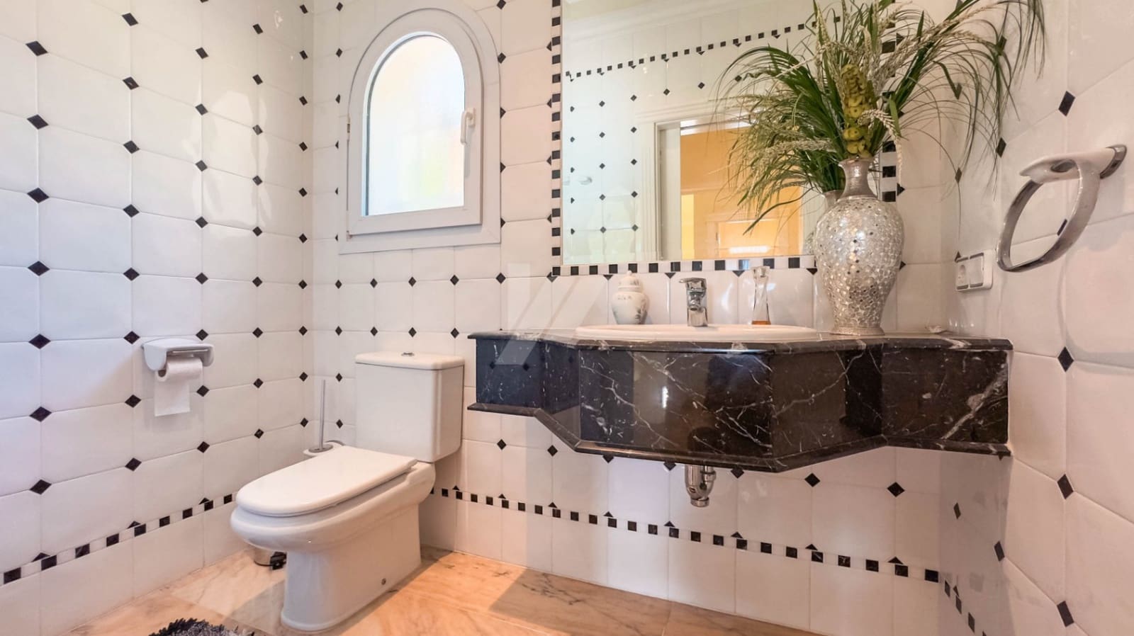 6 soverom Villa til salgs i Moraira med svømmebasseng garasje - € 2 100 000 (Ref: 9103656)