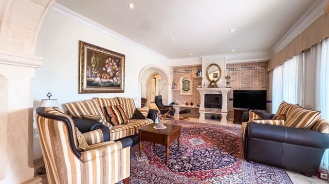 6 soverom Villa til salgs i Moraira, Teulada-Moraira med svømmebasseng garasje - € 2 100 000 (Ref: 9103656)