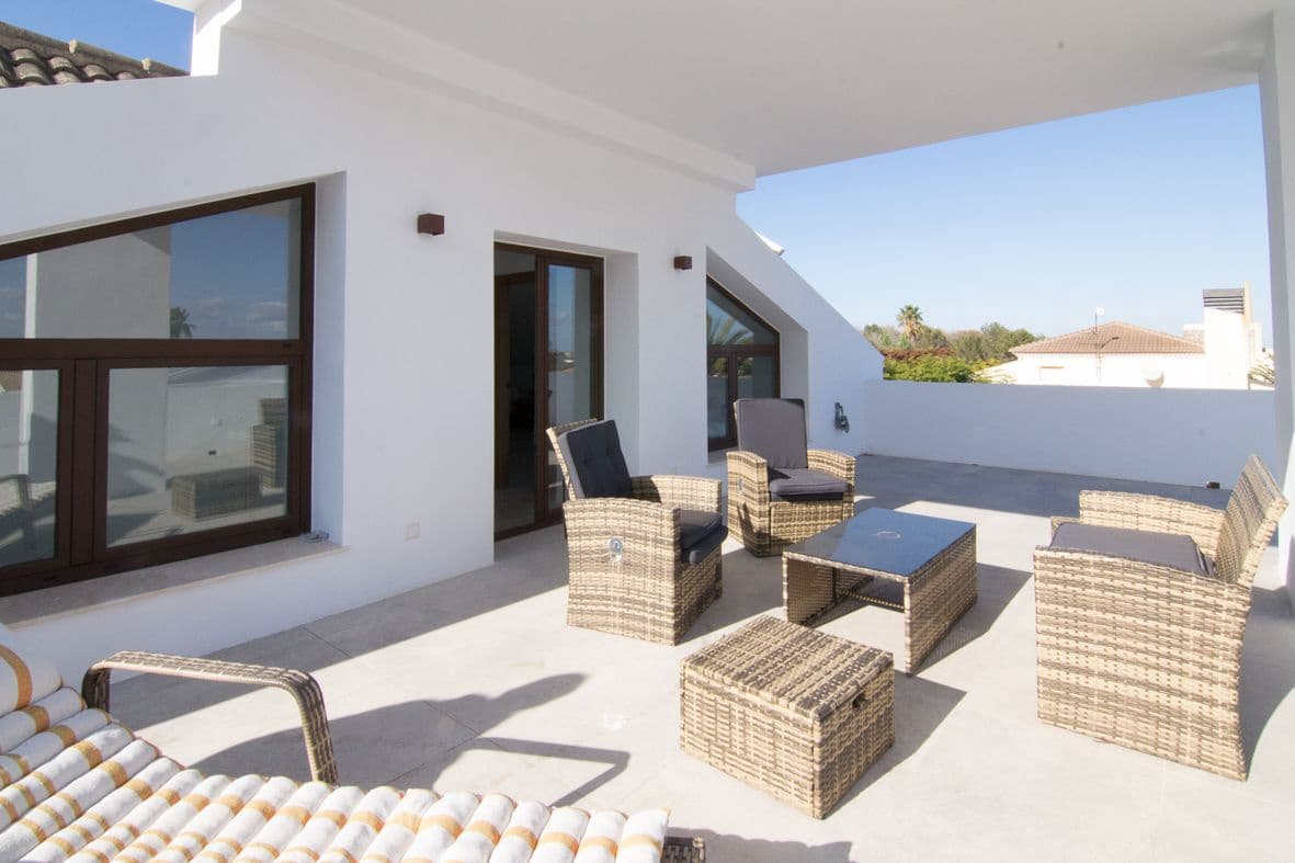 4 Zimmer Villa zu verkaufen in Denia mit Pool Garage - 1.350.000 € (Ref: 9103674)
