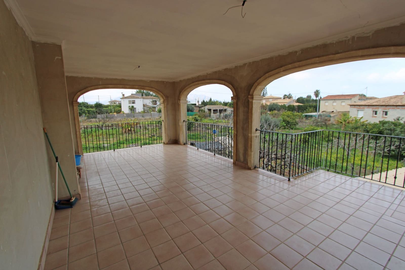 5 quarto Moradia para venda em Pedreguer com garagem - 360 000 € (Ref: 9103681)