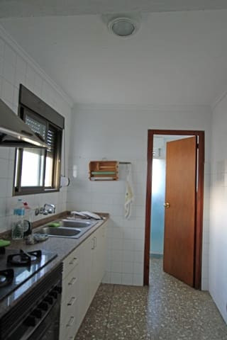 3 Zimmer Haus zu verkaufen in Orba mit Garage - 171.000 € (Ref: 9103686)