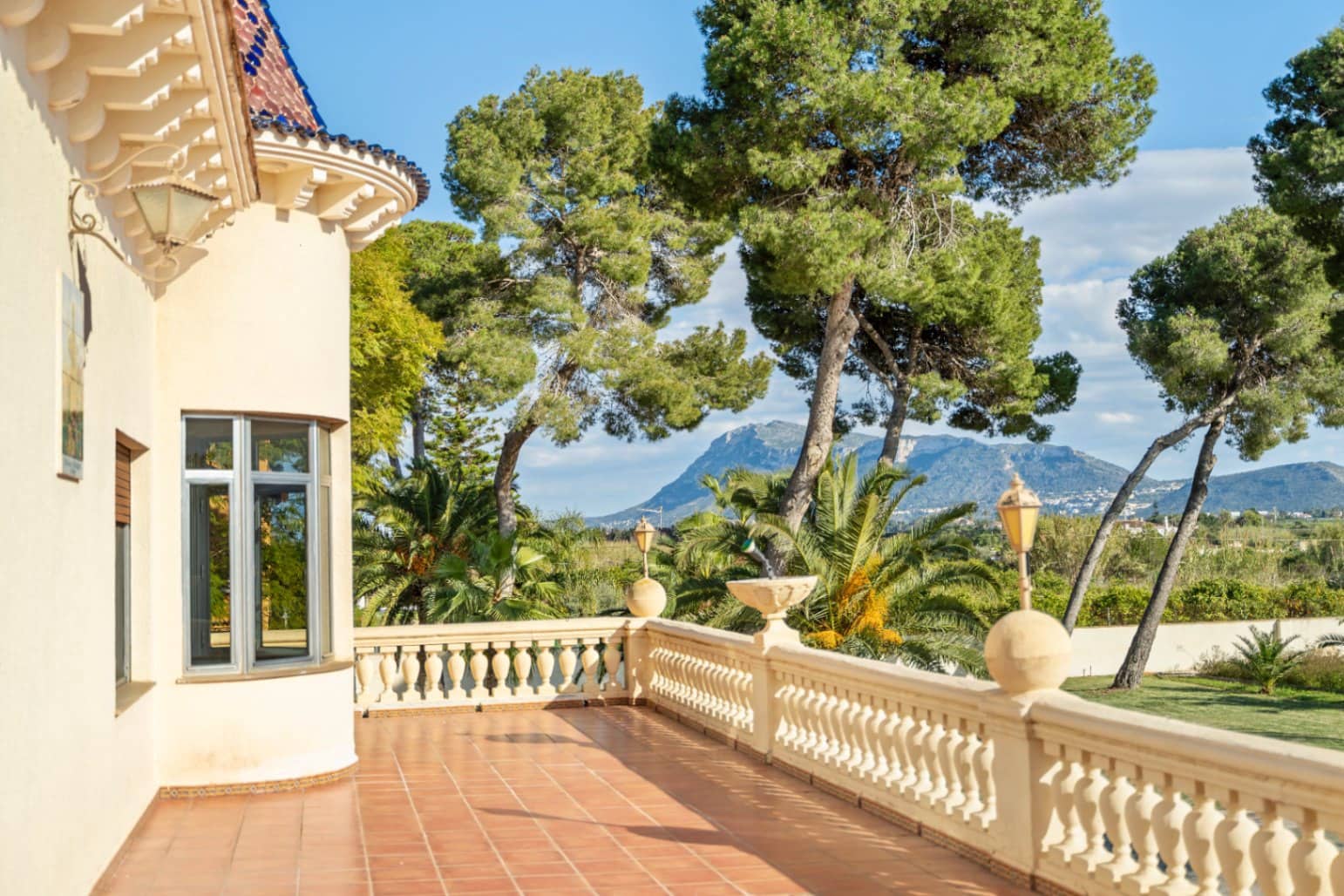 9 Zimmer Villa zu verkaufen in Denia mit Pool Garage - 4.100.000 € (Ref: 9123619)