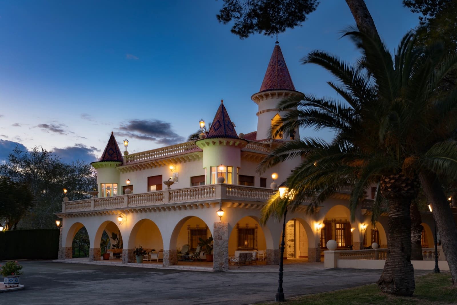 9 Zimmer Villa zu verkaufen in Denia mit Pool Garage - 4.100.000 € (Ref: 9123619)