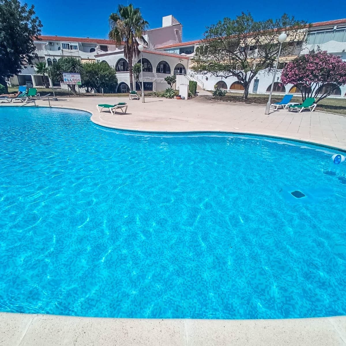 Apartamento de 1 habitación en La Nucia en venta con piscina - 250.000 € (Ref: 9148470)