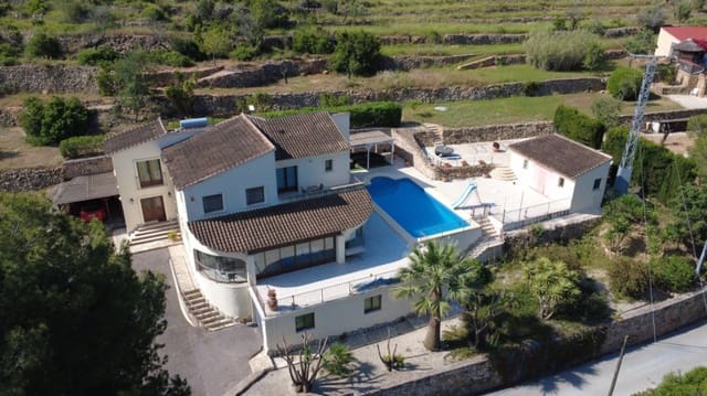 5 soverom Villa til salgs i Llíber med svømmebasseng garasje - € 725 000 (Ref: 9148476)
