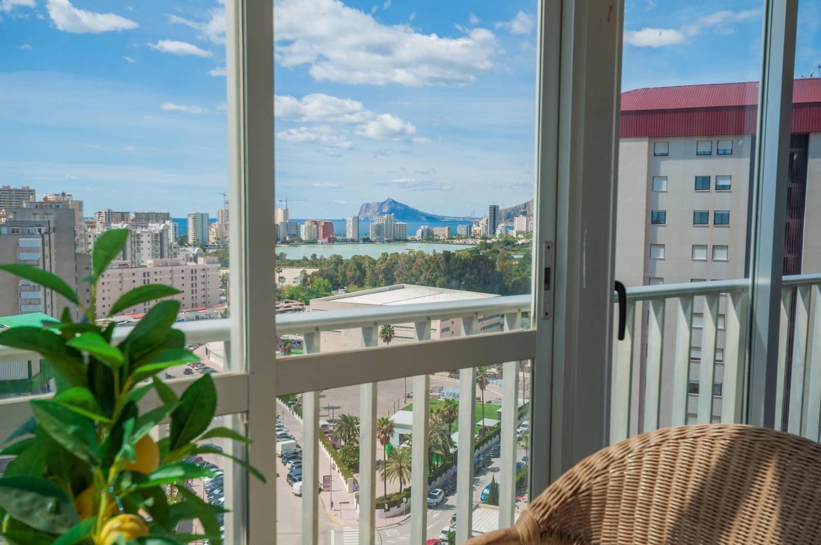 2 Zimmer Apartment zu verkaufen in Calpe / Calp - 279.000 € (Ref: 9165185)