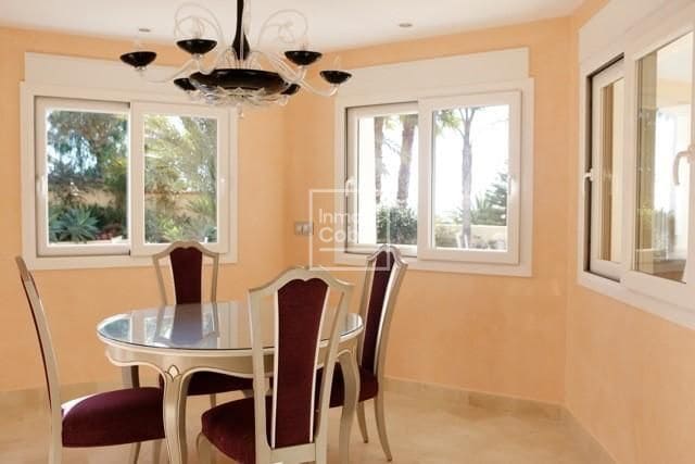 4 Zimmer Villa zu verkaufen in Benissa mit Pool - 1.350.000 € (Ref: 9165278)