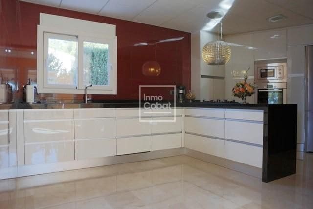 4 Zimmer Villa zu verkaufen in Benissa mit Pool - 1.350.000 € (Ref: 9165278)