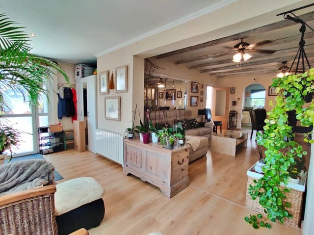 3 slaapkamer Huis te koop in La Nucia met zwembad garage - € 325.000 (Ref: 9175765)