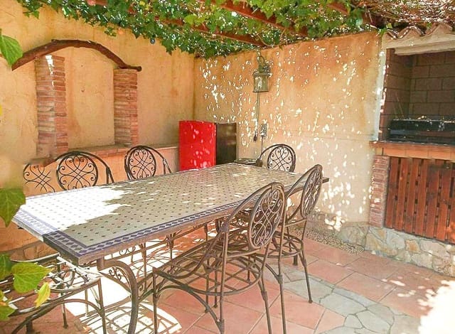 3 slaapkamer Villa te koop in Alfaz del Pi / L'Alfàs del Pi met zwembad - € 950.000 (Ref: 9187802)