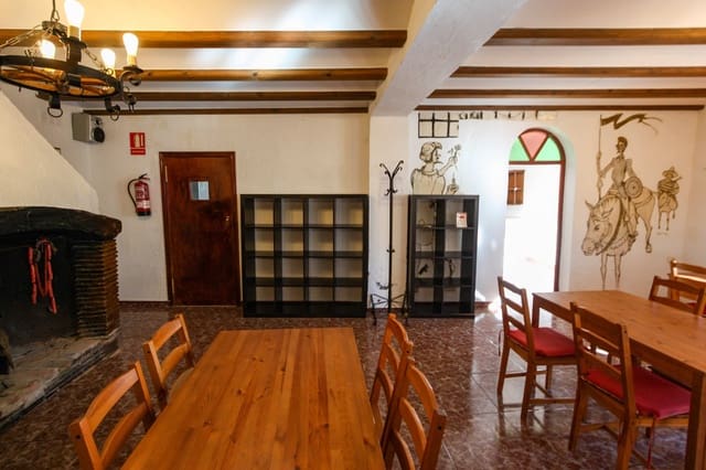 4 bedroom Restaurant/Bar for sale in Orba - € 575,000 (Ref: 9187807)