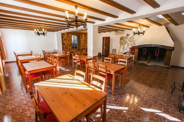 4 bedroom Restaurant/Bar for sale in Orba - € 575,000 (Ref: 9187807)