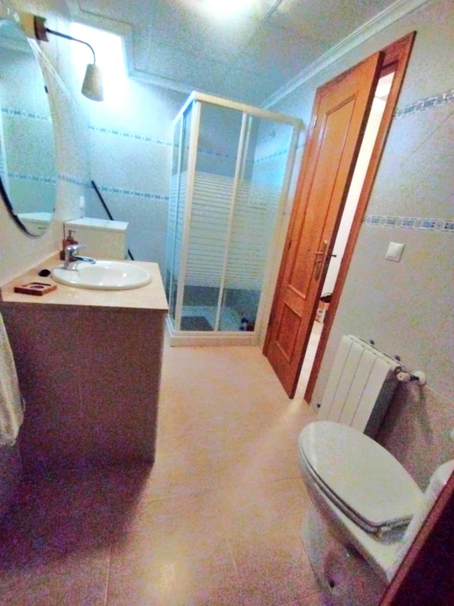 4 soverom Hus til salgs i La Nucia med svømmebasseng garasje - € 320 000 (Ref: 9211360)