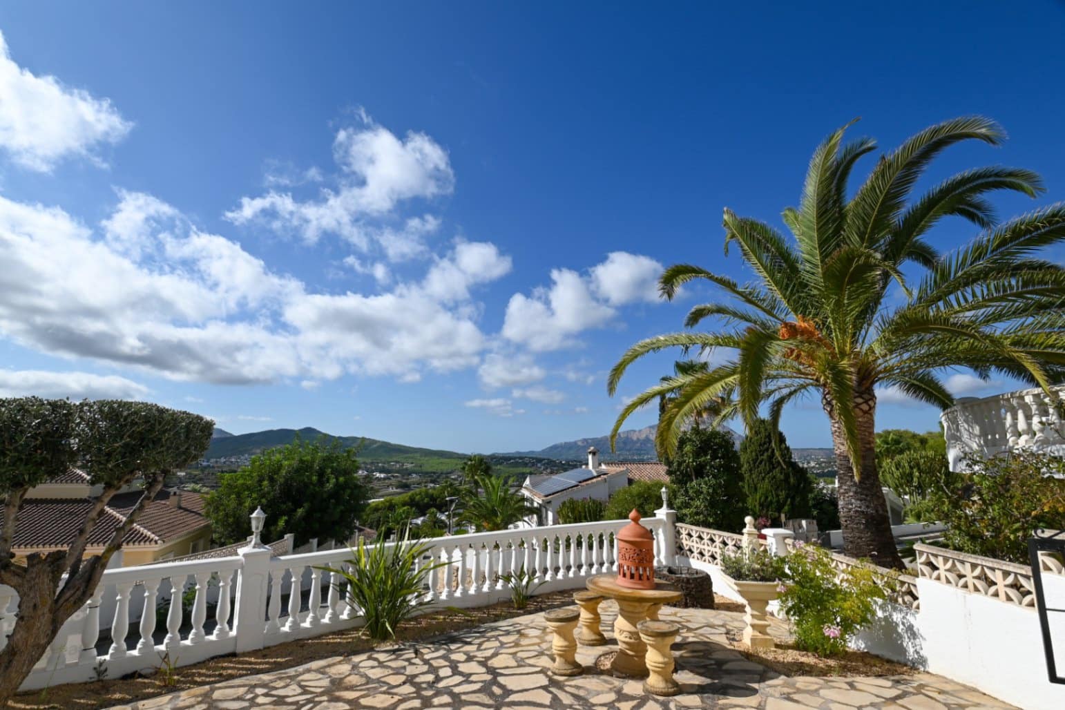 2 soveværelse Bungalow til salg i Benitachell / Benitatxell med swimmingpool garage - € 295.000 (Ref: 9235182)