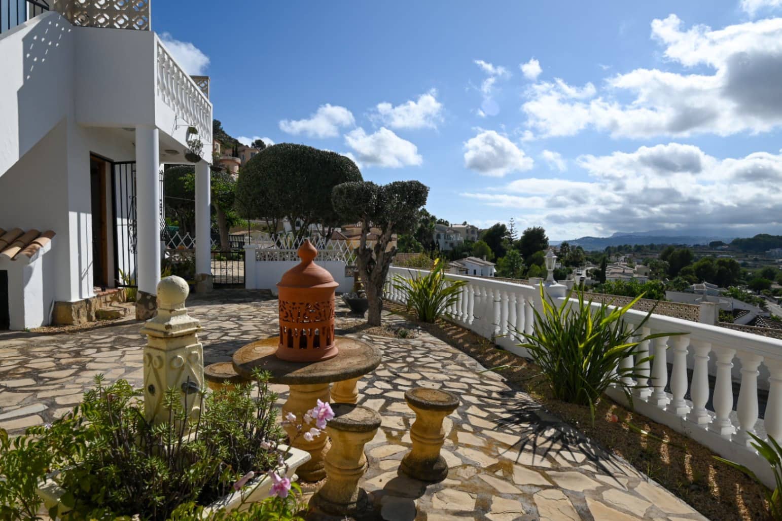 2 soveværelse Bungalow til salg i Benitachell / Benitatxell med swimmingpool garage - € 295.000 (Ref: 9235182)