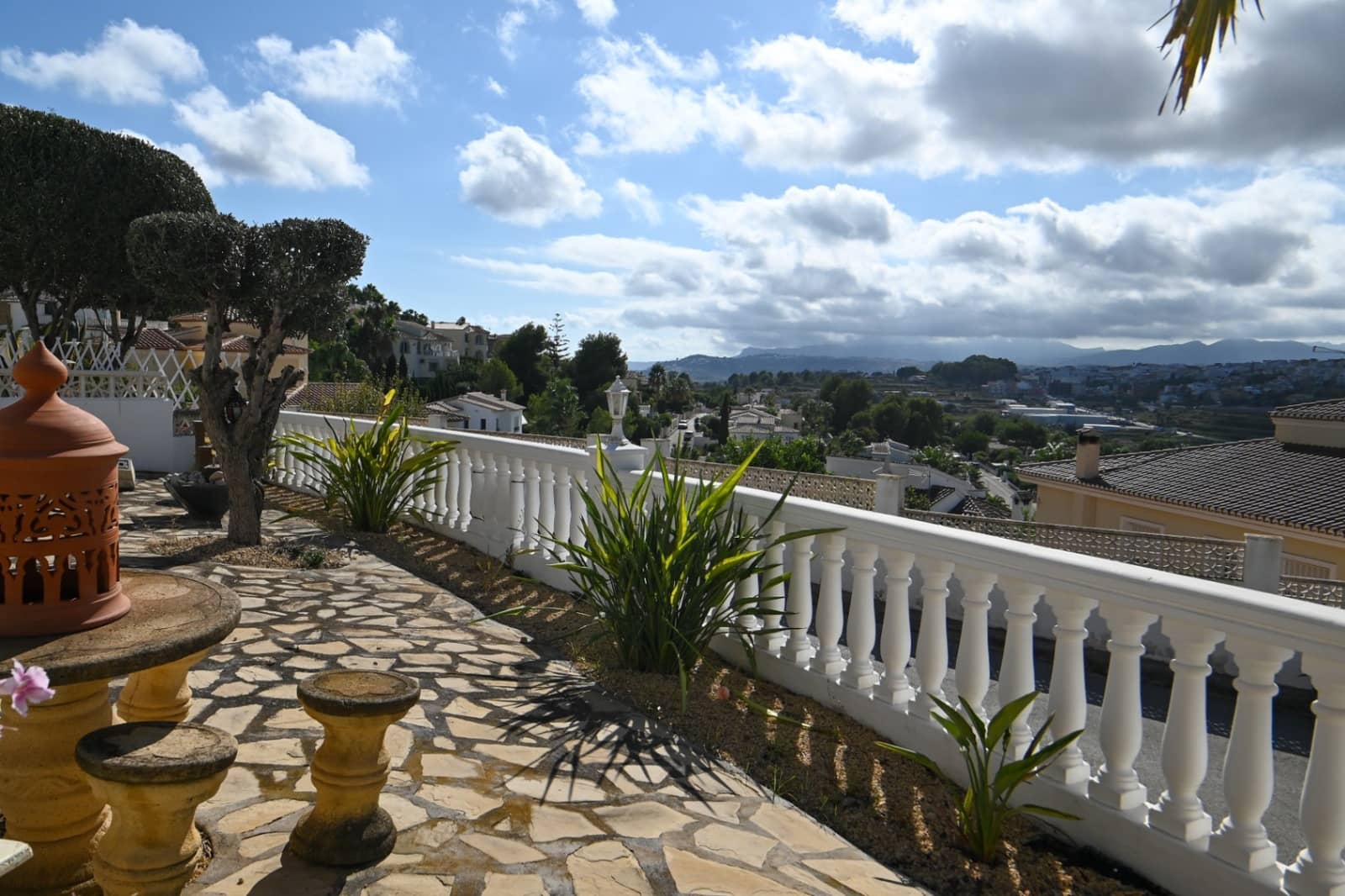 2 soveværelse Bungalow til salg i Benitachell / Benitatxell med swimmingpool garage - € 295.000 (Ref: 9235182)