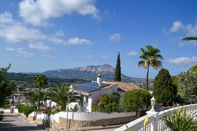 2 bedroom Bungalow for sale in Benitachell / Benitatxell with pool garage - € 295,000 (Ref: 9235182)