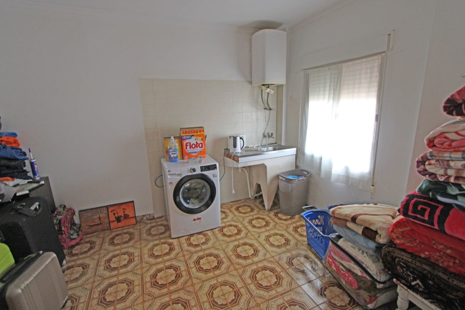 5 slaapkamer Huis te koop in Sagra met garage - € 180.000 (Ref: 9254359)