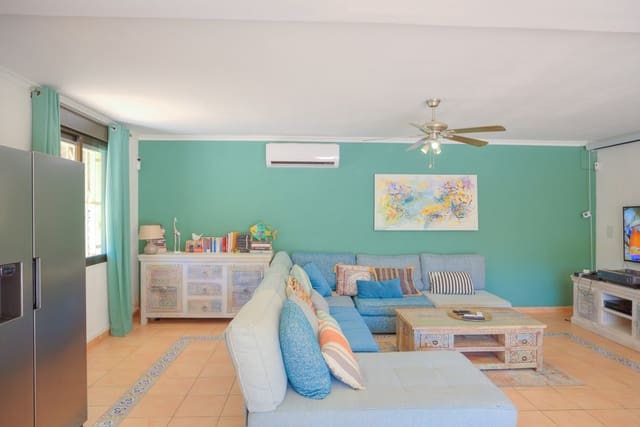 5 soverom Villa til salgs i Calpe / Calp med svømmebasseng - € 745 000 (Ref: 9256463)