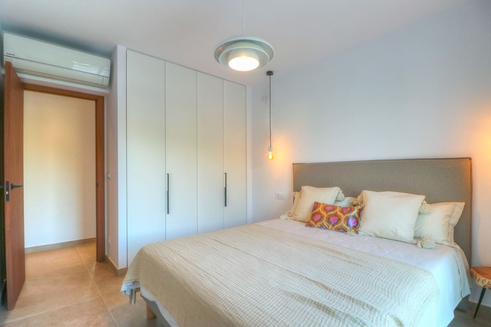 4 slaapkamer Villa te koop in Moraira met zwembad - € 1.750.000 (Ref: 9256464)