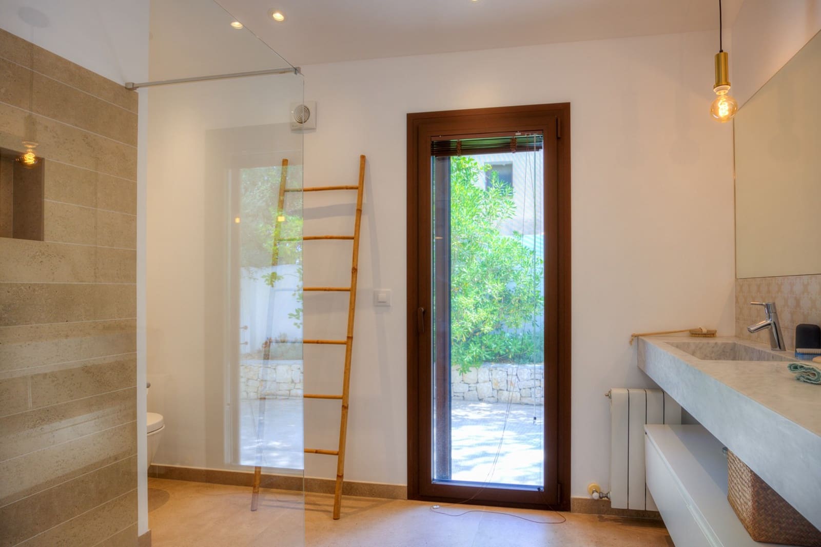 4 slaapkamer Villa te koop in Moraira met zwembad - € 1.750.000 (Ref: 9256464)