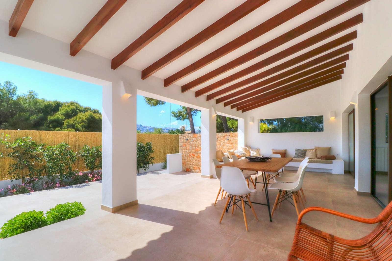 4 slaapkamer Villa te koop in Moraira met zwembad - € 1.750.000 (Ref: 9256464)