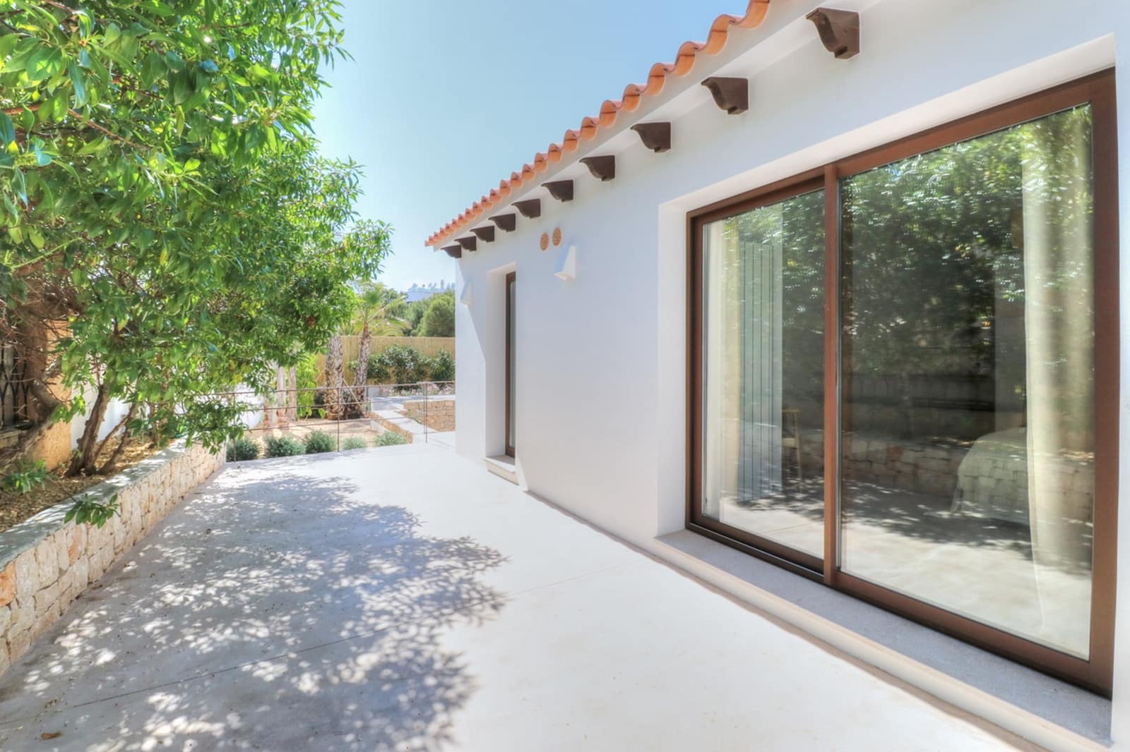 4 slaapkamer Villa te koop in Moraira met zwembad - € 1.750.000 (Ref: 9256464)