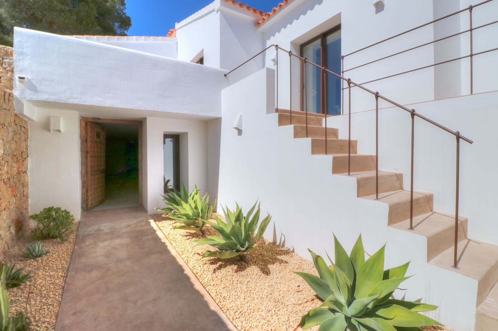 4 slaapkamer Villa te koop in Moraira met zwembad - € 1.750.000 (Ref: 9256464)