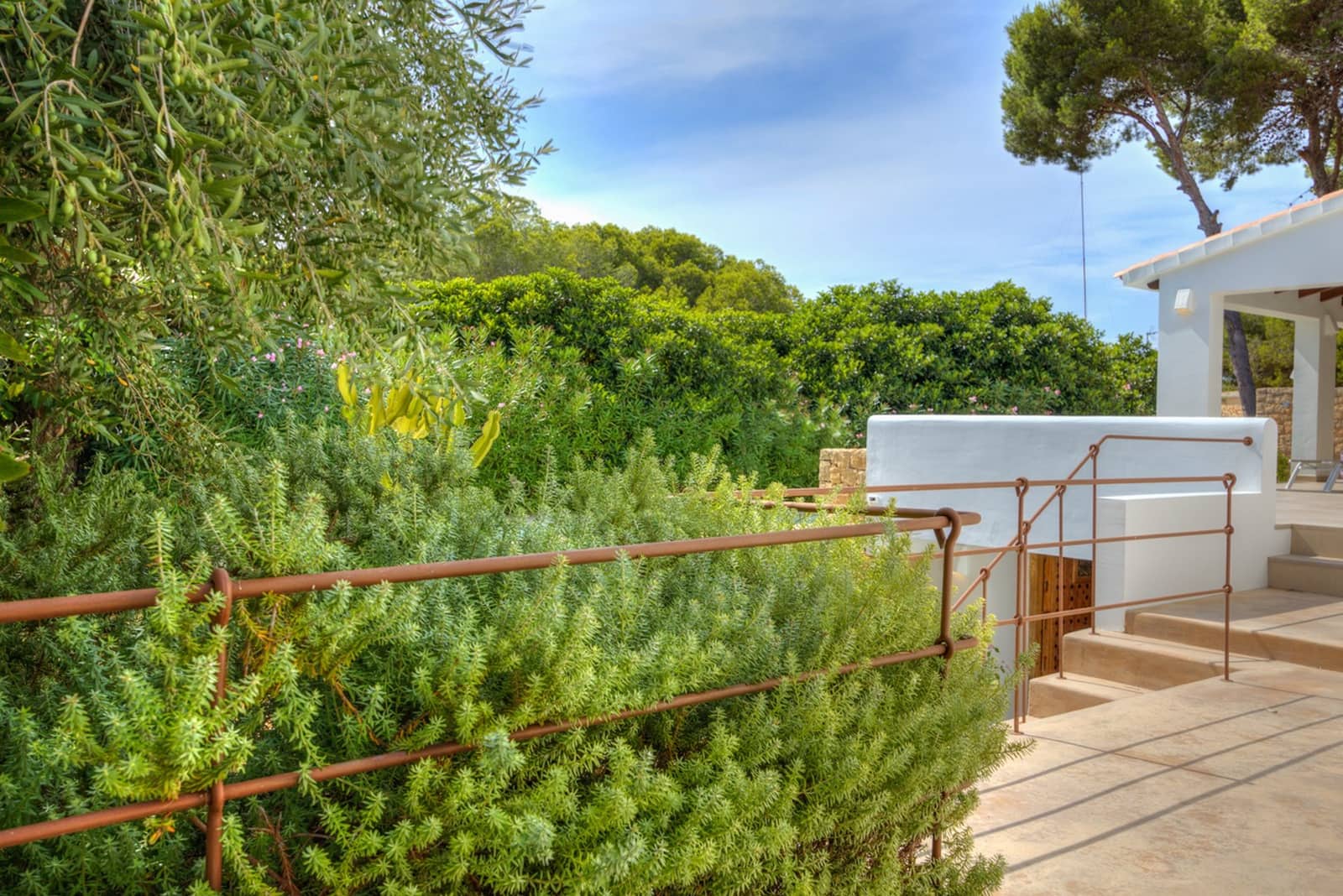 4 slaapkamer Villa te koop in Moraira met zwembad - € 1.750.000 (Ref: 9256464)