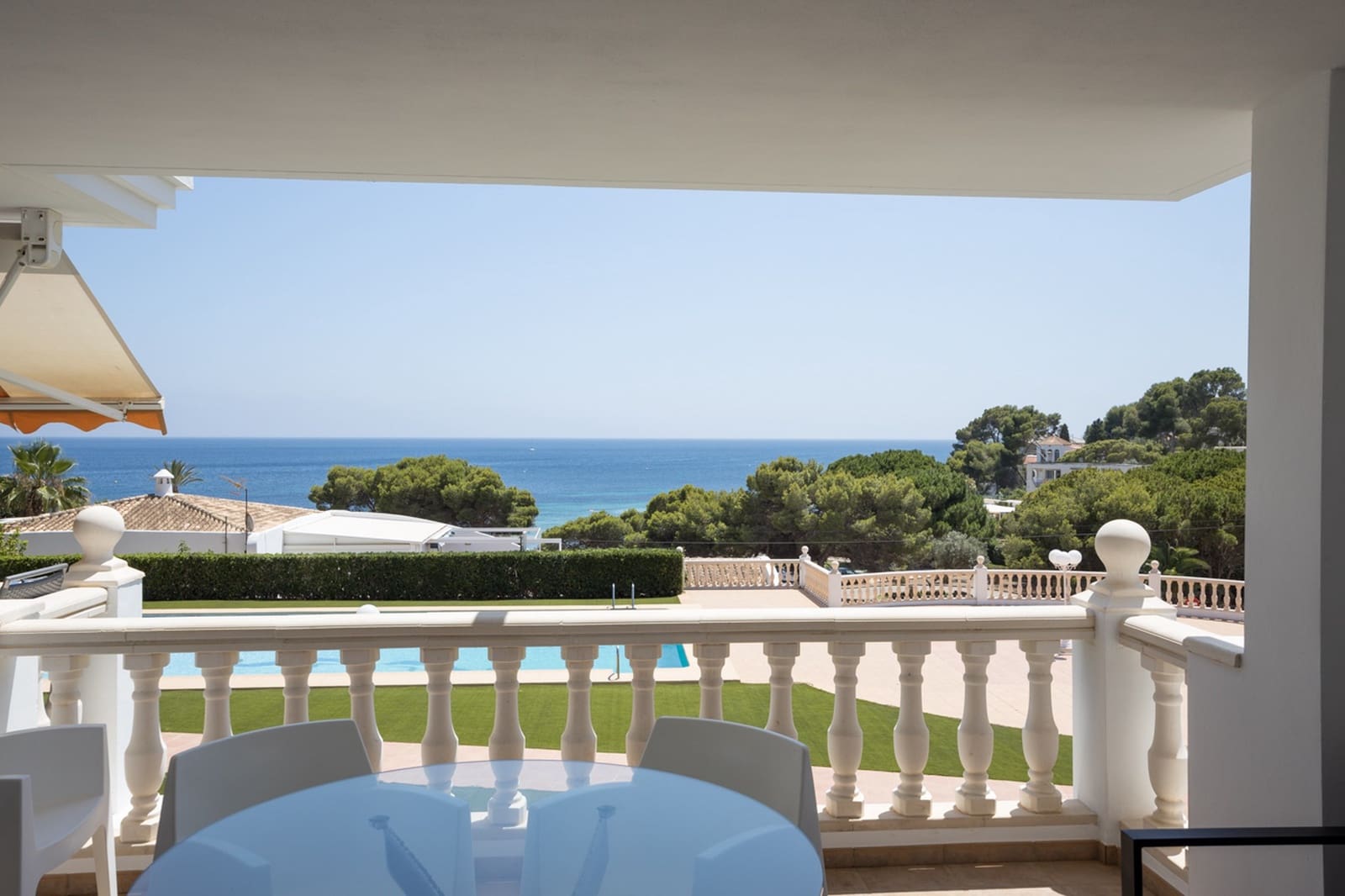 2 slaapkamer Appartement te koop in Moraira met zwembad - € 741.000 (Ref: 9256486)