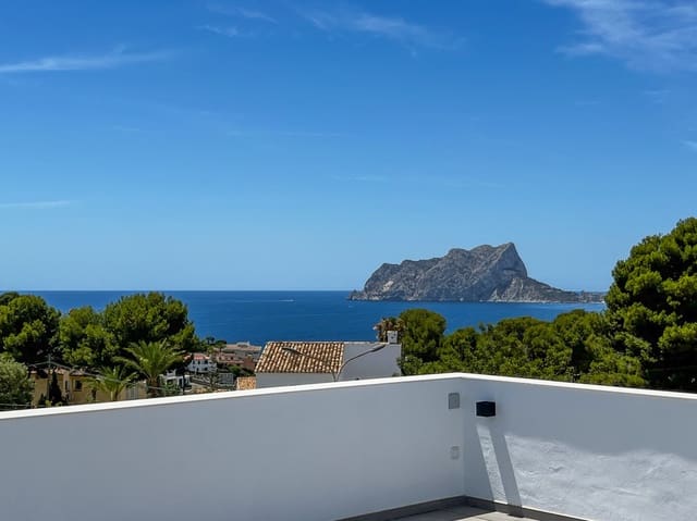 Chalet de 5 habitaciones en Moraira, Teulada-Moraira en venta con piscina - 2.400.000 € (Ref: 9256489)