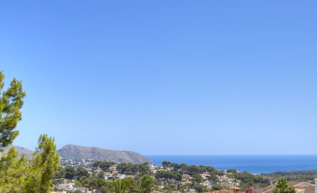 4 slaapkamer Villa te koop in Moraira, Teulada-Moraira met zwembad - € 1.750.000 (Ref: 9256492)