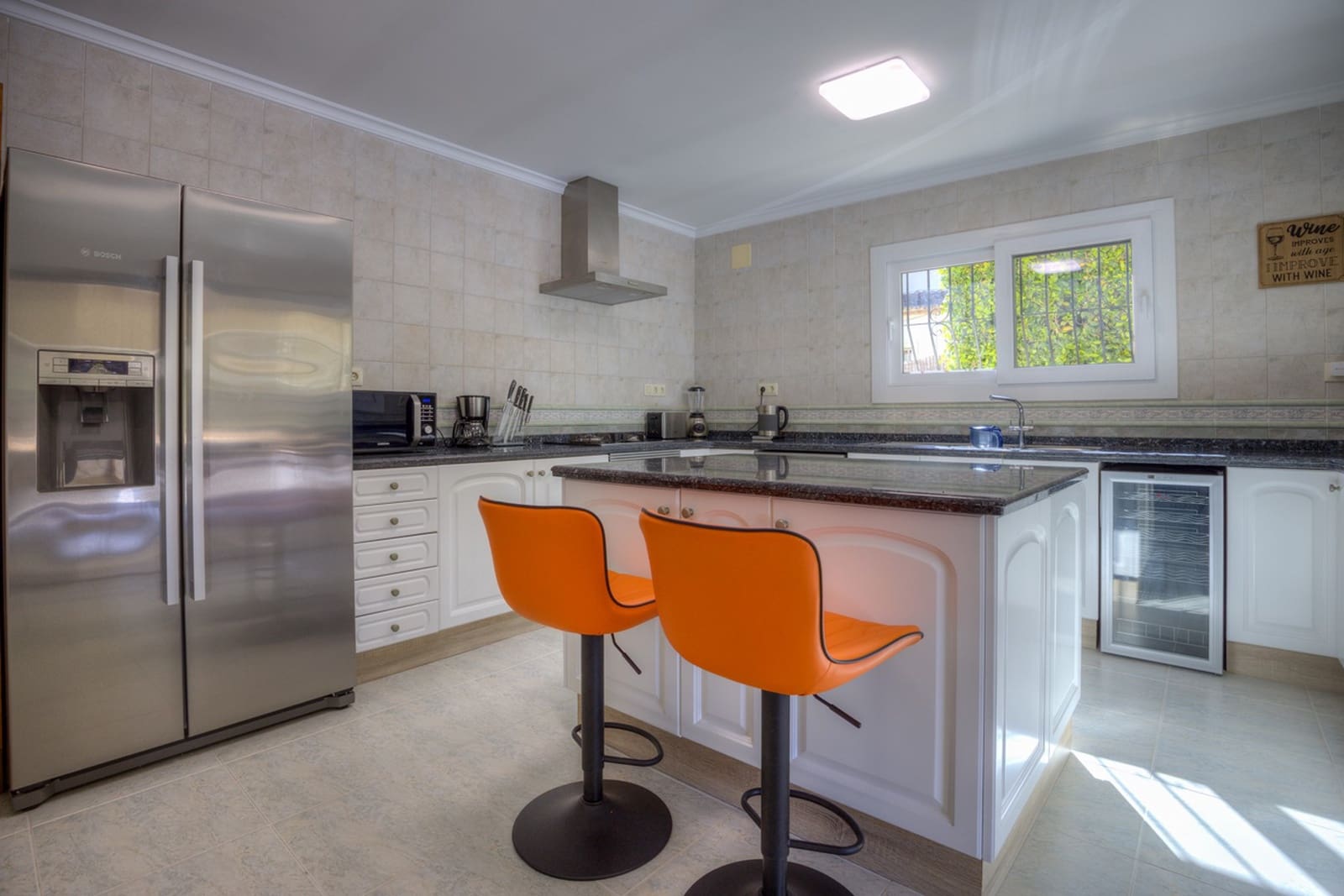 3 slaapkamer Villa te koop in Moraira met zwembad - € 1.100.000 (Ref: 9256498)